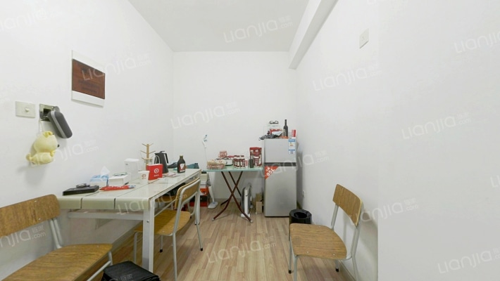 滨湖晴园二手房实景图