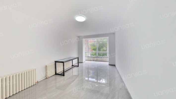 春园旭日华庭二手房实景图