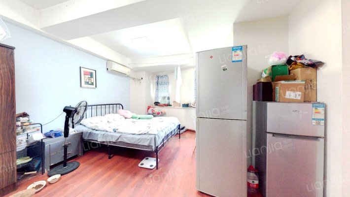 广场花园二手房实景图