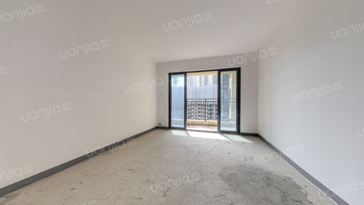 新华联广场二手房实景图