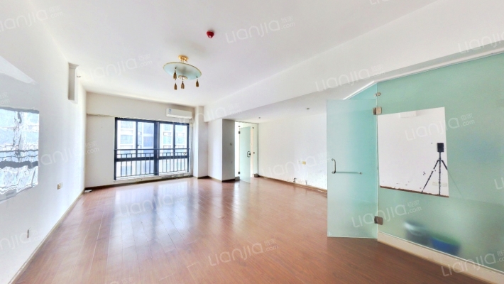 重庆湾1号二手房实景图