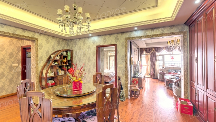 山湾水榭二手房实景图