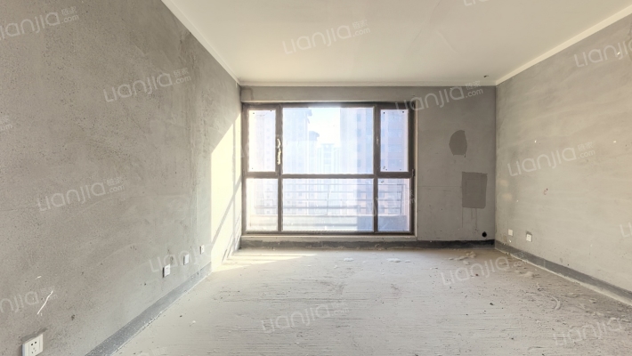 南航祥云和苑东院二手房实景图