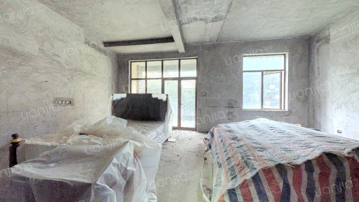 晟通专家村二手房实景图