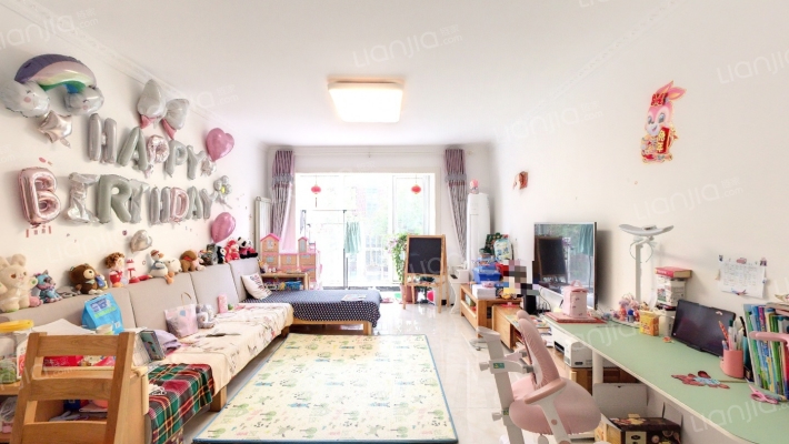 阿尔法社区二手房实景图