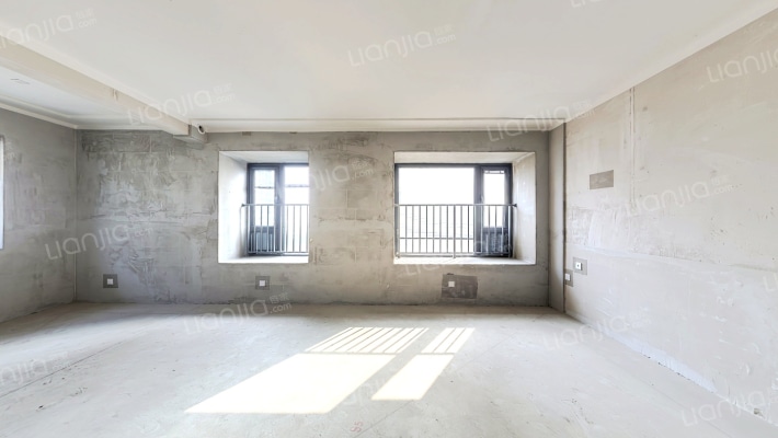 国贸·梧桐原二手房实景图