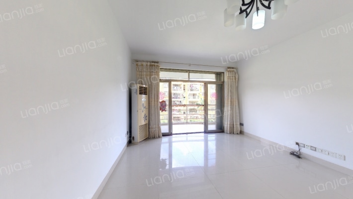 华翠豪庭二手房实景图