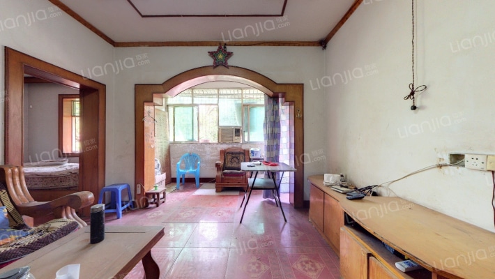 西山坪家属院二手房实景图