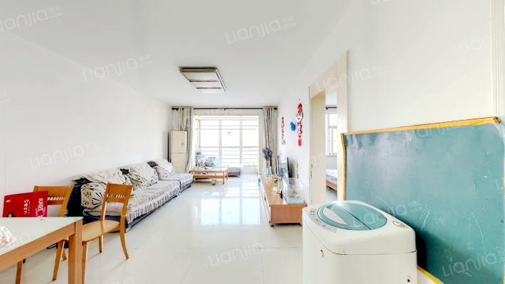 白金公寓二手房实景图