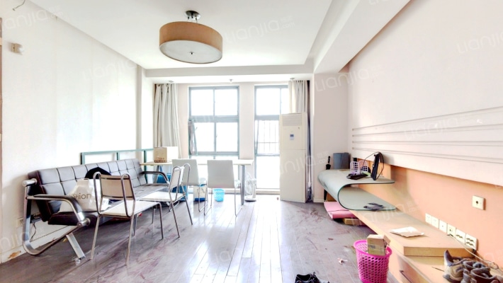 万鸿城市华庭二手房实景图