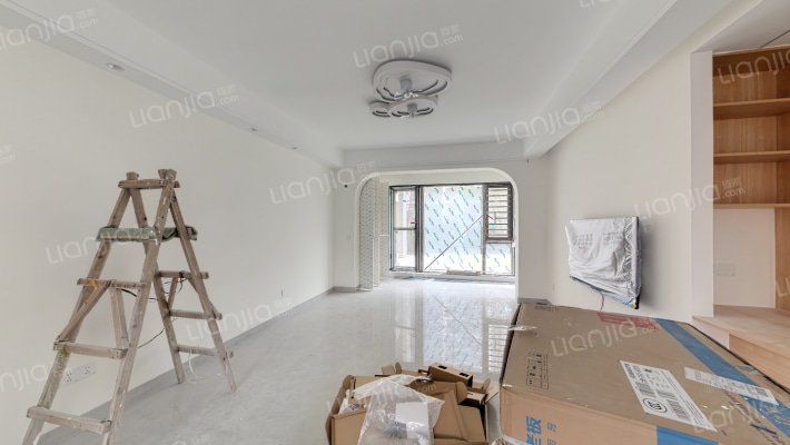 轨道中建麓江府二手房实景图