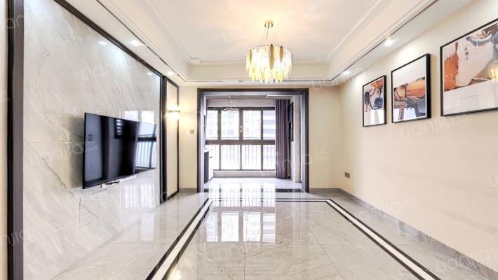 天铂二手房实景图