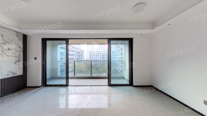 龙湖颐天康养天曜二手房实景图