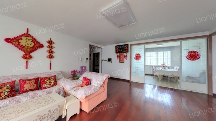 山水龙苑二手房实景图