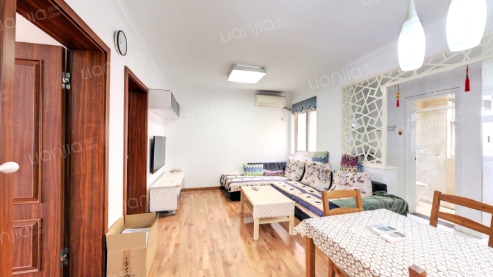 奥体新城翠杉园二手房实景图