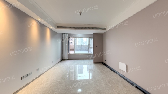 融创宸阅和鸣二手房实景图