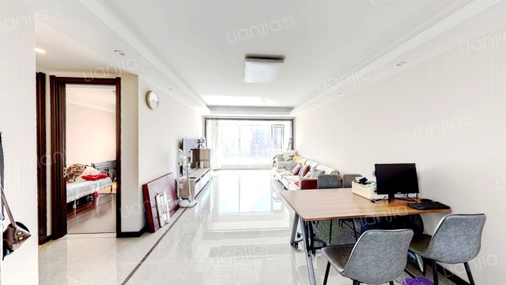 万科翡翠新都会二手房实景图