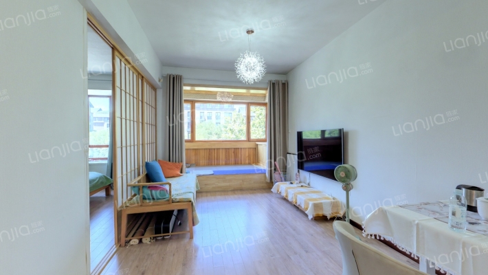 万城华府龙园二手房实景图