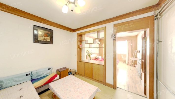 香港花园上环区二手房实景图