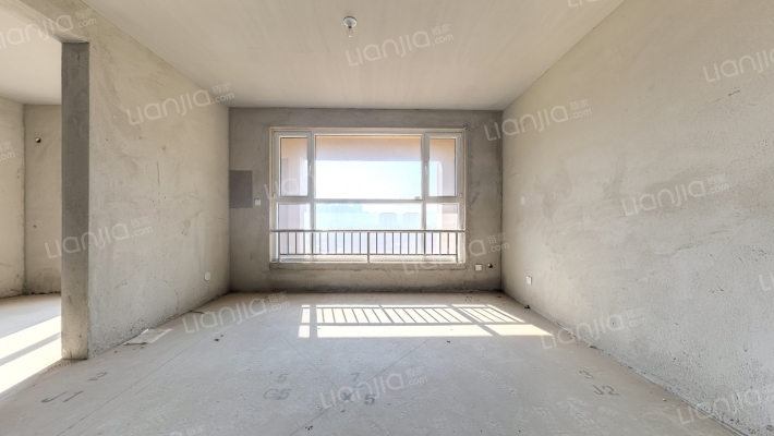 山水龙城山湖郡二手房实景图