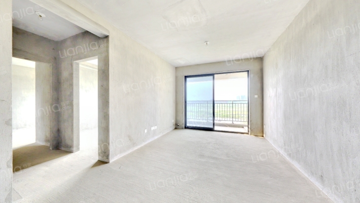 铂悦世家二手房实景图