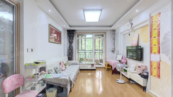 鸿玮澜山一期二手房实景图