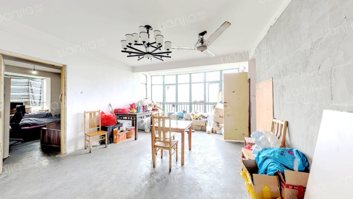 夏驾园富苑二手房实景图