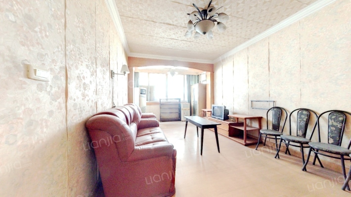 城基路二手房实景图