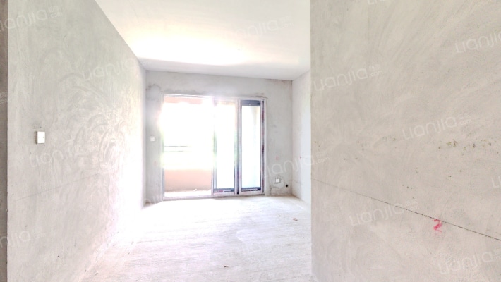 渝开发·格莱美一组团二手房实景图