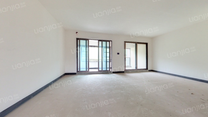 龙湖舜山府三期四组团二手房实景图