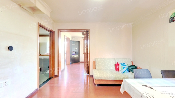 康安里小区二手房实景图