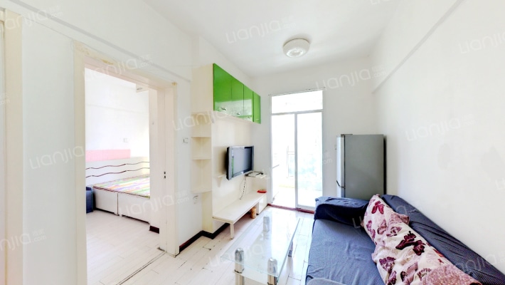 和泰馨城香樟园二手房实景图