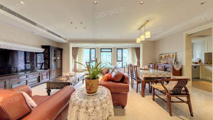 庆隆南山高尔夫国际社区叠滟岭二期二手房实景图