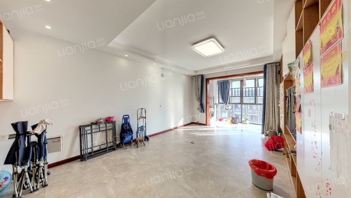 麓山枫情二手房实景图