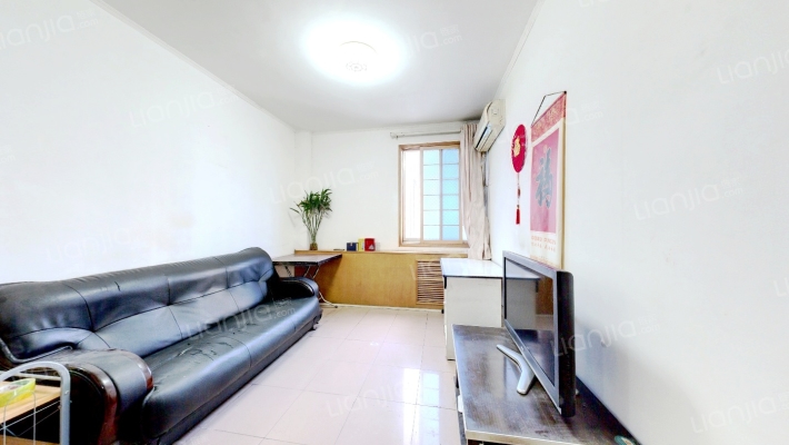 东小区社区二手房实景图