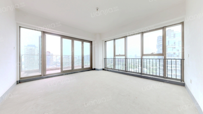 麓湖生态城麒麟荟二手房实景图