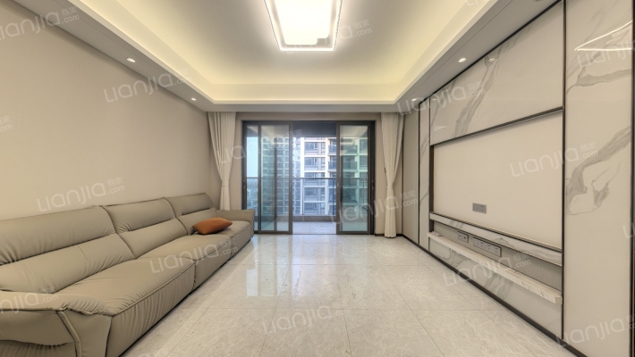 鹿溪樾府二手房实景图