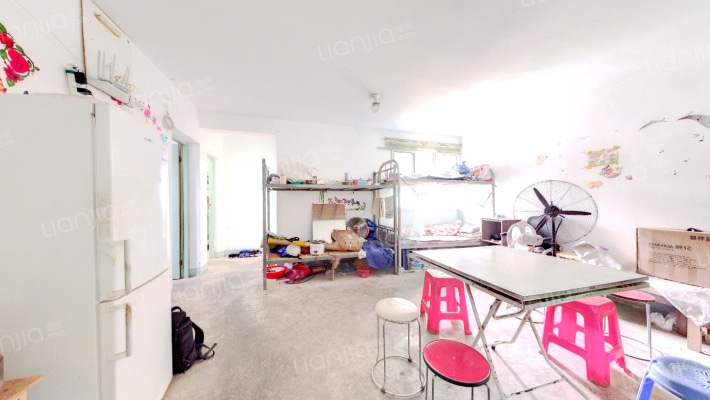 天景山公寓春秀苑二手房实景图