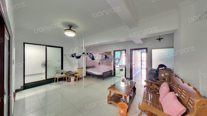 蓝色港湾二手房实景图