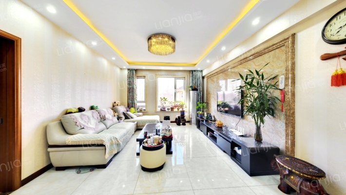 万盛理想国香郡二手房实景图