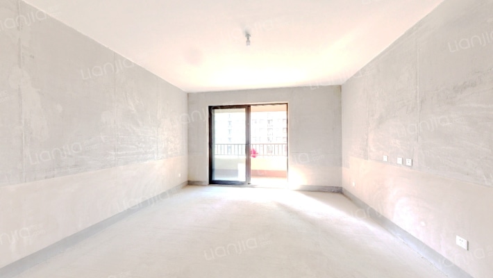 鲁能公馆一号院二手房实景图