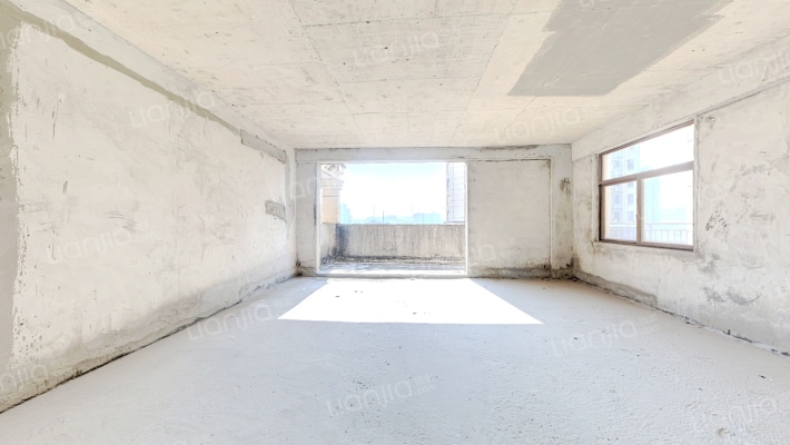 东江学府五期二手房实景图