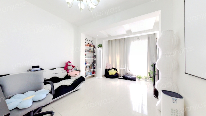 普罗旺斯二手房实景图