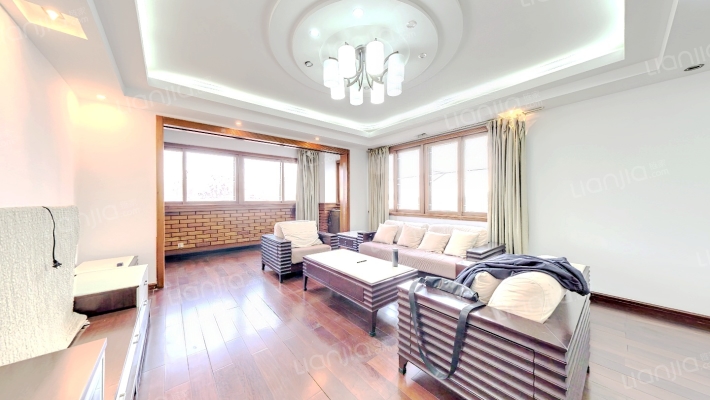 月新花园二手房实景图