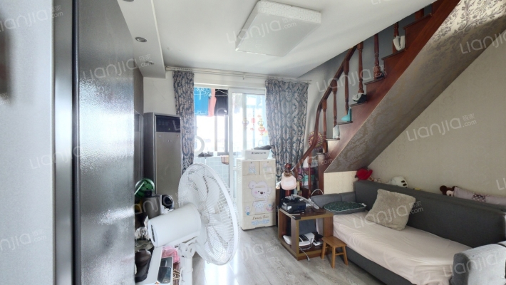 缘圆宝邸二手房实景图