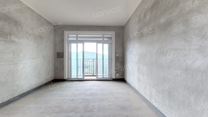 铂爵郡一期二手房实景图