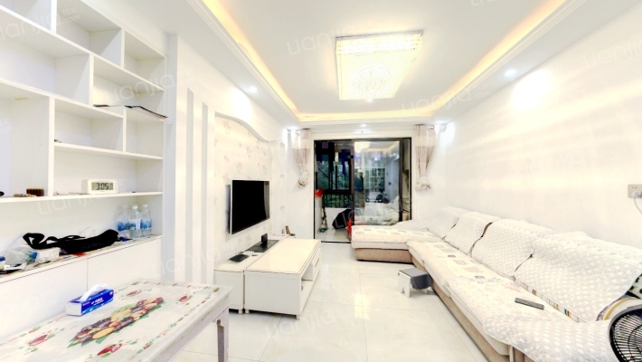 华地翡翠蓝湾二手房实景图