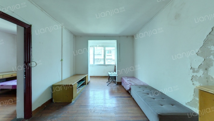 半边街64号院二手房实景图