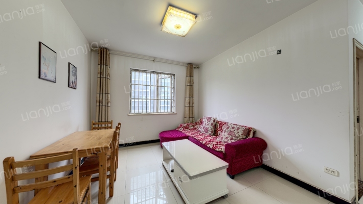 鸿岭花园西区二手房实景图