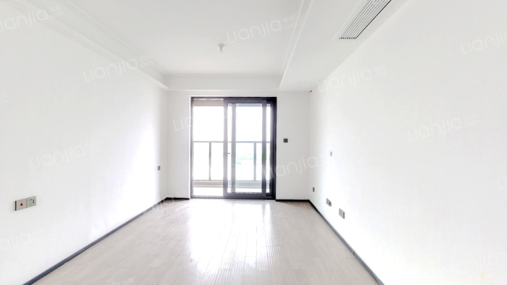 万科海映澜庭南区二手房实景图